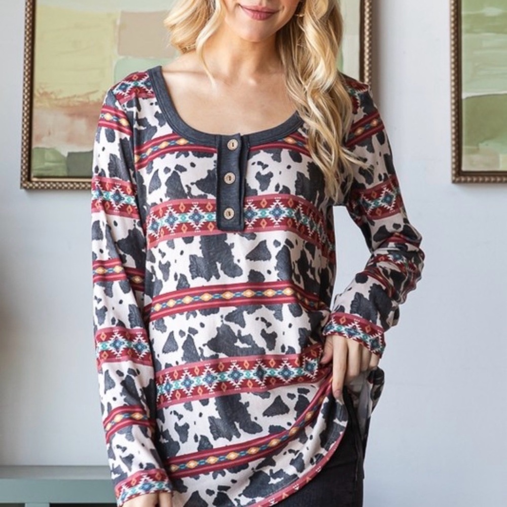 HEIMISH USA Black and Red Patterned Long Sleeve Top
